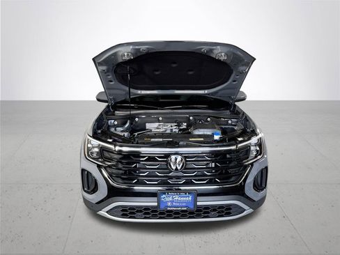 New 2026 Volkswagen Atlas Cross Sport SE AWD/4WD image 21
