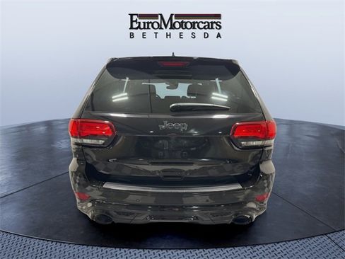 Used 2020 Jeep Grand Cherokee SRT image 4