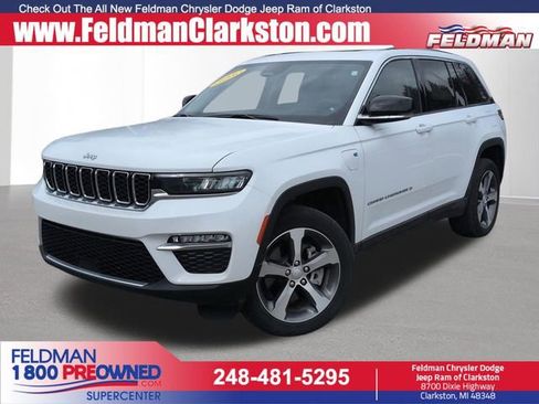 Used 2023 Jeep Grand Cherokee 4WD 4xe image 1