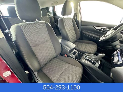 Used 2021 Nissan Rogue Sport SV FWD image 27