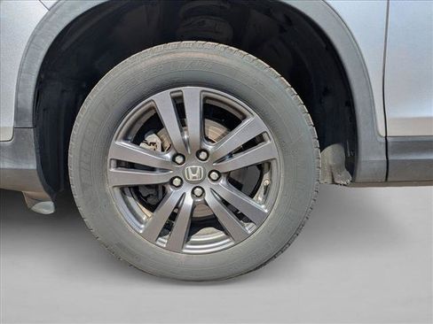 Used 2018 Honda Ridgeline Sport image 17
