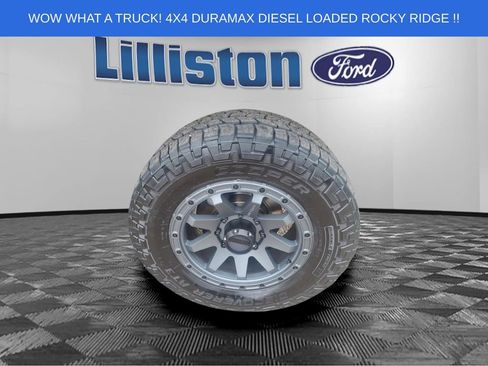 Used 2014 Chevrolet Silverado 2500 LT w/ Interior Plus Package image 8