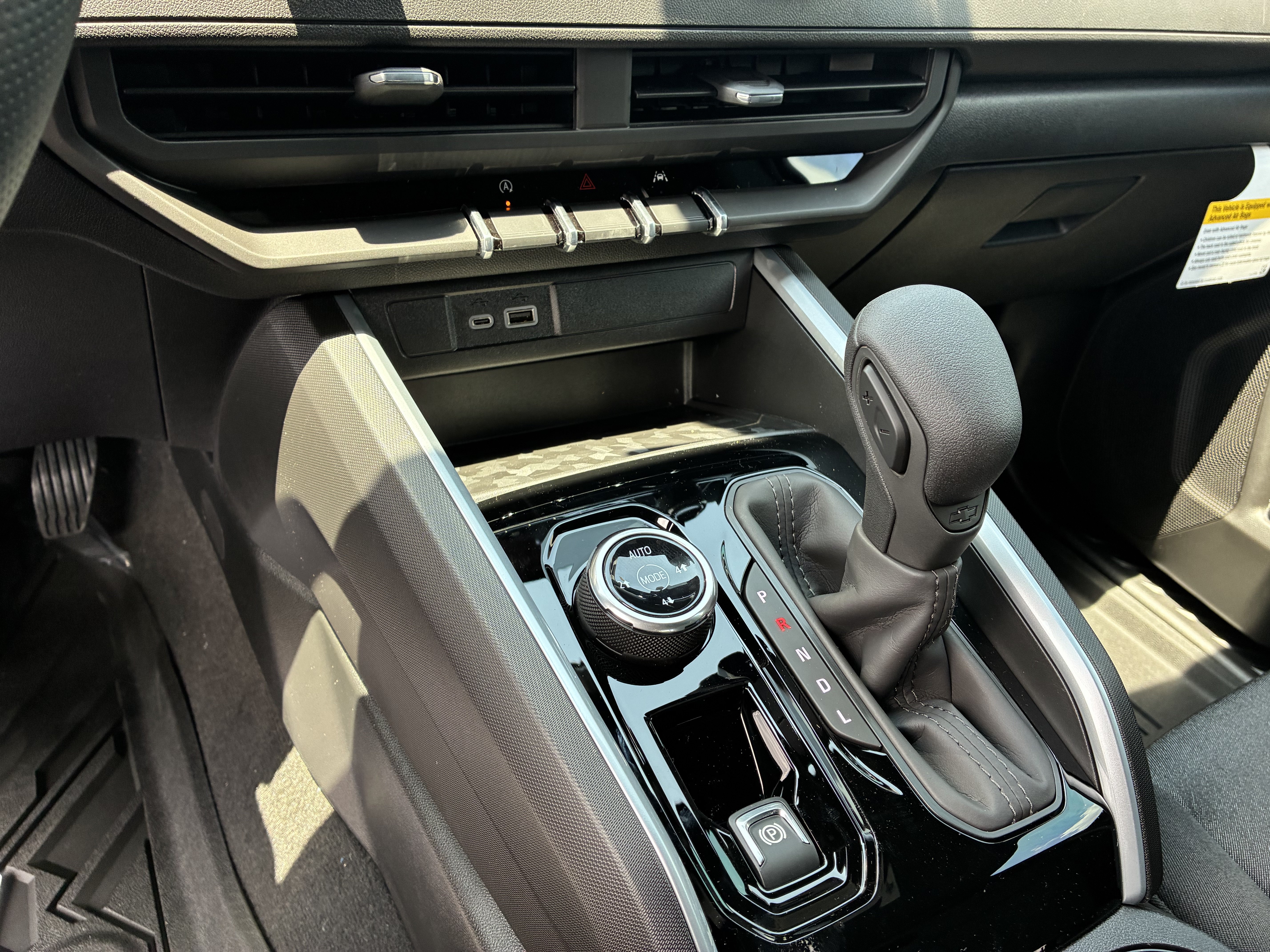 New 2026 Chevrolet Colorado Trail Boss AWD/4WD image 34