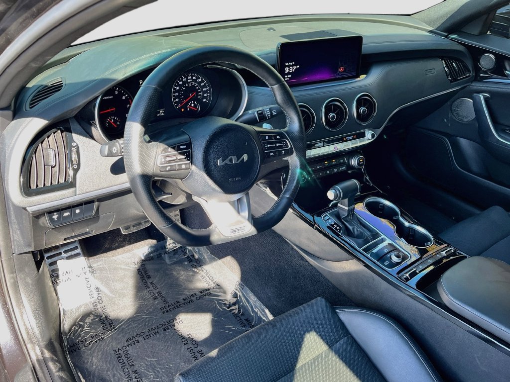 Used 2023 Kia Stinger GT-Line w/ Sun & Sound Package AWD/4WD image 9