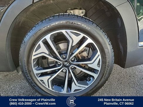 Used 2020 Hyundai Santa Fe Limited w/ Cargo Package image 18