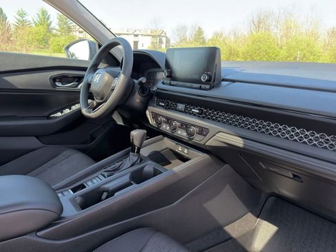 Used 2024 Honda Accord EX image 24