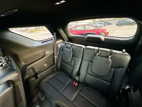 Certified 2023 Ford Explorer ST w/ Equipment Group 401A image 4