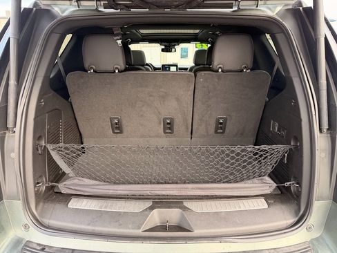 Used 2023 Chevrolet Tahoe Z71 w/ Z71 Off-Road Package image 16