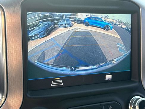 Used 2022 GMC Sierra 1500 Elevation image 27