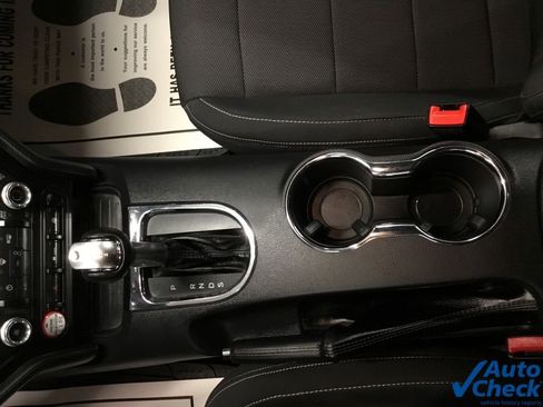 Used 2016 Ford Mustang Convertible w/ Equipment Group 051A image 51