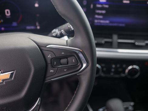 Used 2024 Chevrolet Trax LT w/ Driver Confidence Package image 16