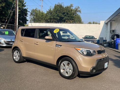 Used 2016 Kia Soul FWD image 7