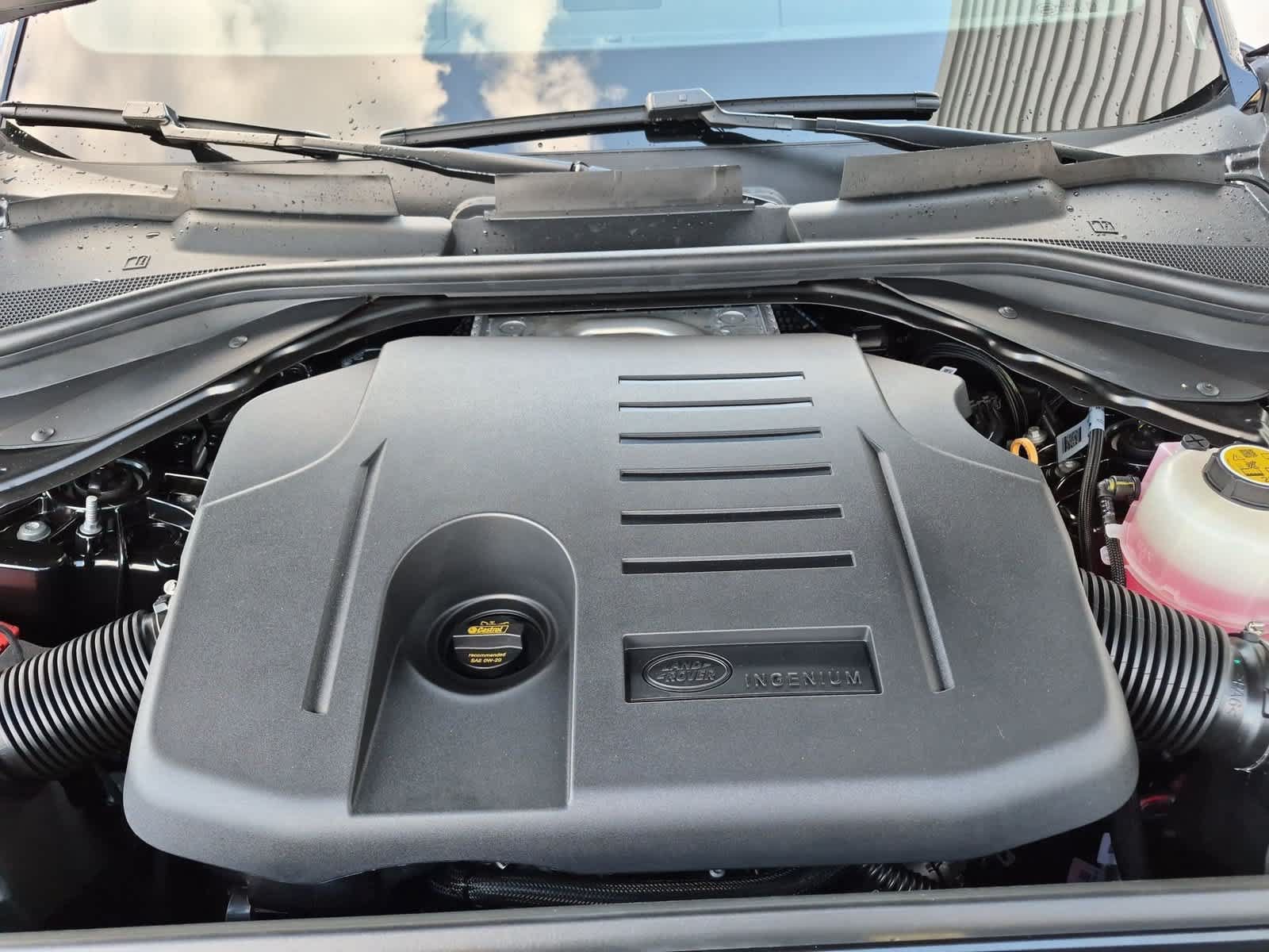 New 2027 Land Rover Range Rover SE AWD/4WD image 13