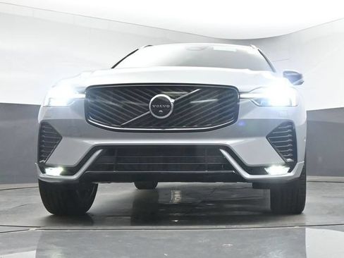 New 2026 Volvo XC60 B5 Plus w/ Protection Package Premier AWD/4WD image 39