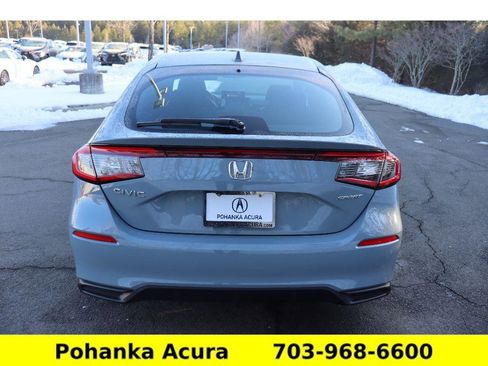 Used 2023 Honda Civic Sport image 6