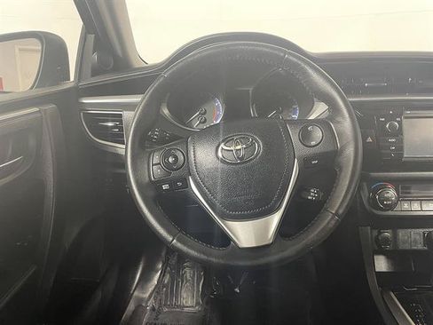 Used 2015 Toyota Corolla S FWD image 14