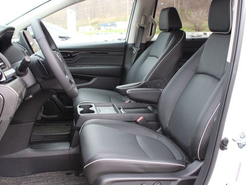 New 2026 Honda Odyssey Elite image 18