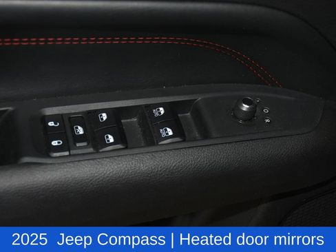Used 2025 Jeep Compass Trailhawk AWD/4WD image 22