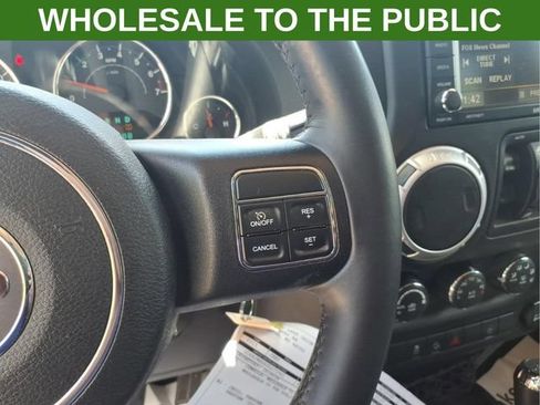 Used 2013 Jeep Wrangler Unlimited Sahara w/ Connectivity Group AWD/4WD image 16