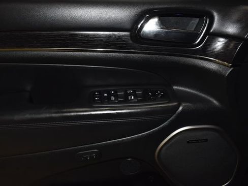 Used 2021 Jeep Grand Cherokee High Altitude AWD/4WD image 12