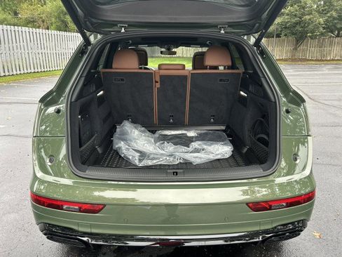 Certified 2025 Audi Q5 2.0T Premium Plus image 31