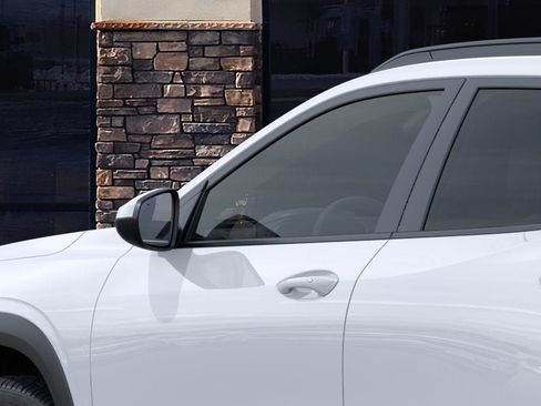 New 2026 Chevrolet Trax LT w/ Driver Confidence Package FWD image 36