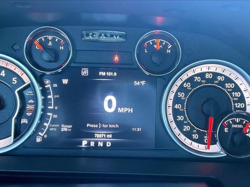 Used 2016 RAM 2500 Laramie image 12