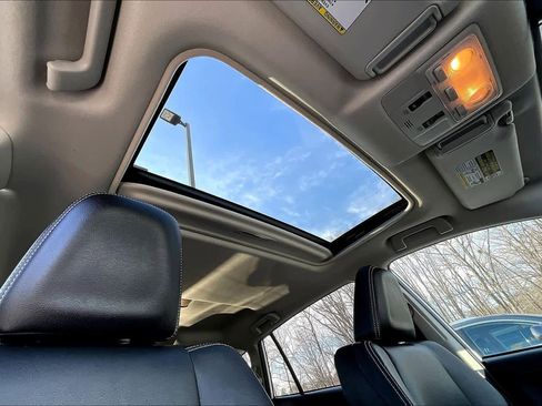 Used 2013 Toyota RAV4 Limited image 13