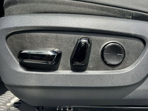 Used 2024 Lexus RX 350h w/ Accessory Package (Z1) AWD/4WD image 38