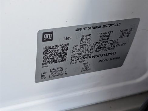 Used 2023 Buick Enclave Essence image 18