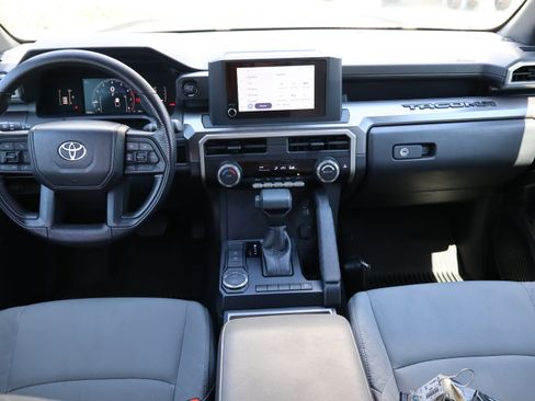 Used 2025 Toyota Tacoma SR5 image 17