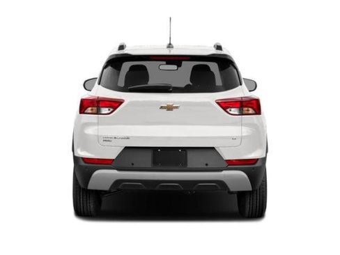 Used 2022 Chevrolet TrailBlazer LT w/ Convenience Package FWD image 9