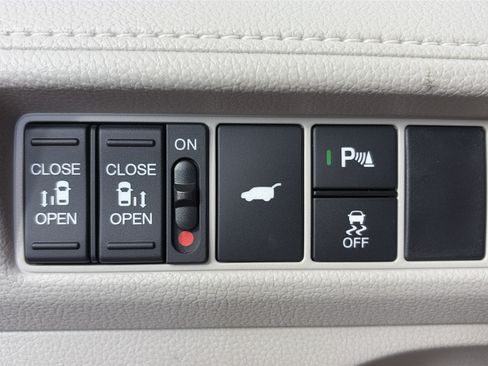 Used 2025 Honda Odyssey Touring image 38