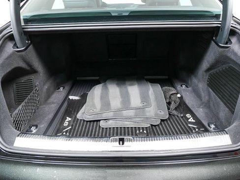 Used 2022 Audi A8 L 3.0T image 29
