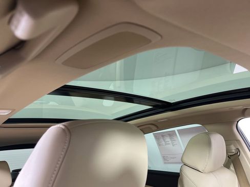 Used 2023 Acura RDX w/ Technology Package image 12