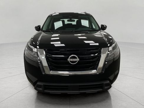 Certified 2024 Nissan Pathfinder SV AWD/4WD image 9