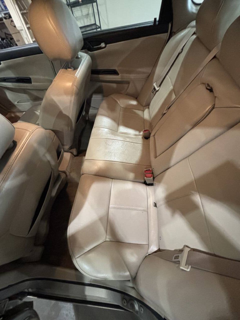 Used 2010 Chevrolet Impala LT w/ Luxury Edition Package FWD image 5