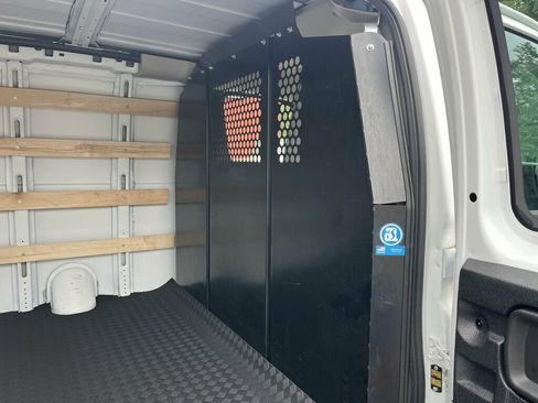 Used 2025 Chevrolet Express 2500 w/ Driver Convenience Package RWD image 16