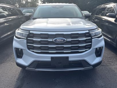 Used 2025 Ford Explorer Active w/ Active Comfort Package