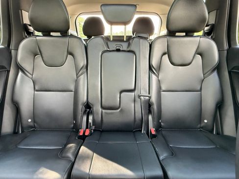 Used 2020 Volvo XC90 T5 Momentum w/ Protection Package FWD image 42