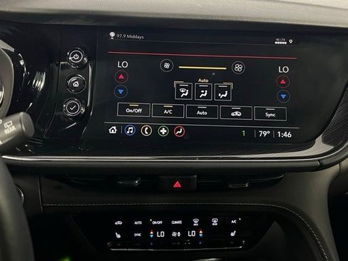 Used 2023 Buick Envision Essence image 27