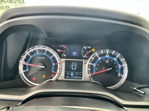 Used 2019 Toyota 4Runner TRD Off-Road Premium image 17