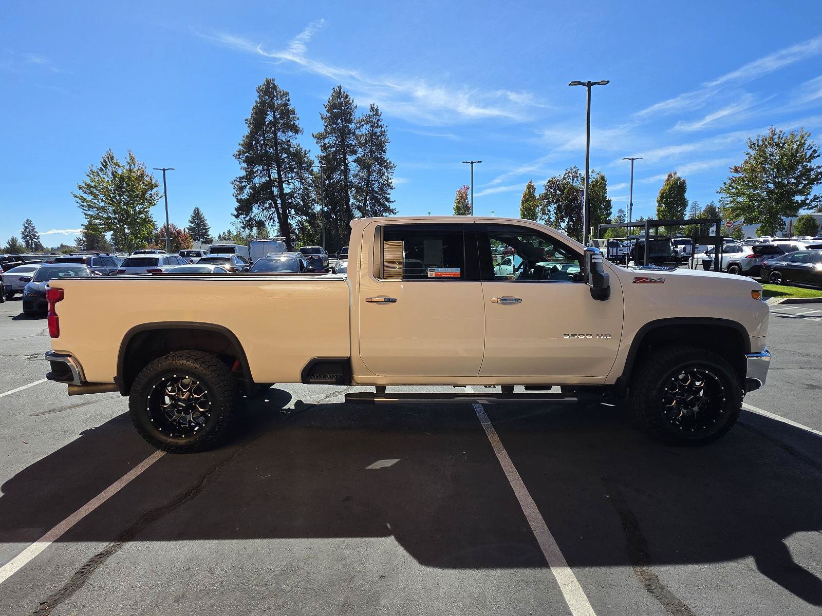 Used 2020 Chevrolet Silverado 3500 LTZ w/ LTZ Premium Package AWD/4WD image 7