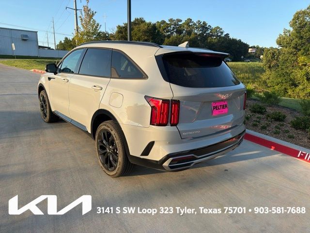 Certified 2023 Kia Sorento SX AWD/4WD image 9