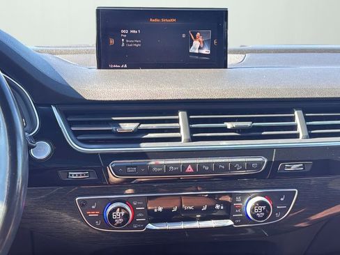 Used 2019 Audi Q7 3.0T Premium Plus w/ Premium Plus Package image 12