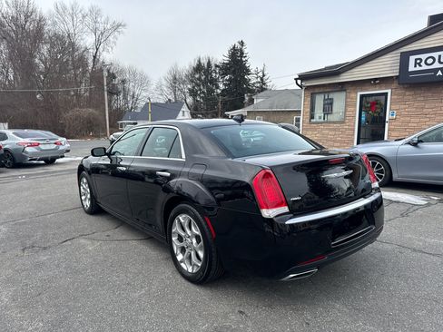 Used 2016 Chrysler 300 C Platinum w/ Safetytec Plus Group image 11