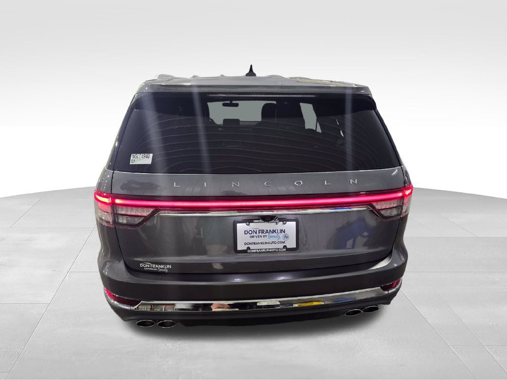 Used 2022 Lincoln Aviator Reserve w/ Elements Package Plus AWD/4WD image 4