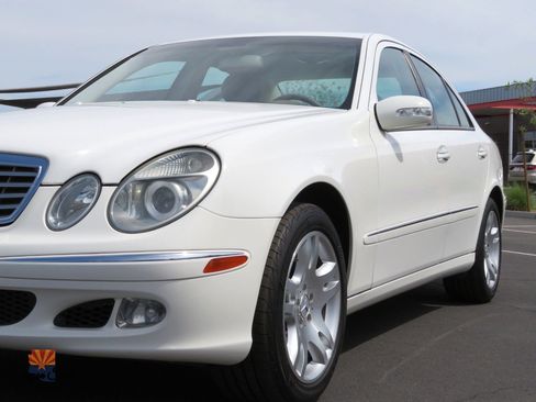Used 2003 Mercedes-Benz E 500 Sedan w/ X2 Opt Pkg image 20