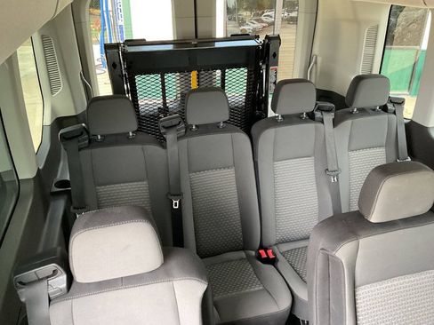 Used 2022 Ford Transit 350 XLT RWD image 21