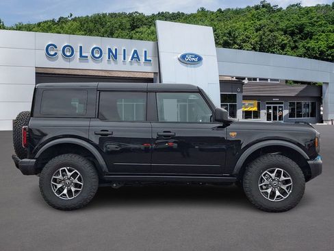 Certified 2025 Ford Bronco Badlands AWD/4WD image 7